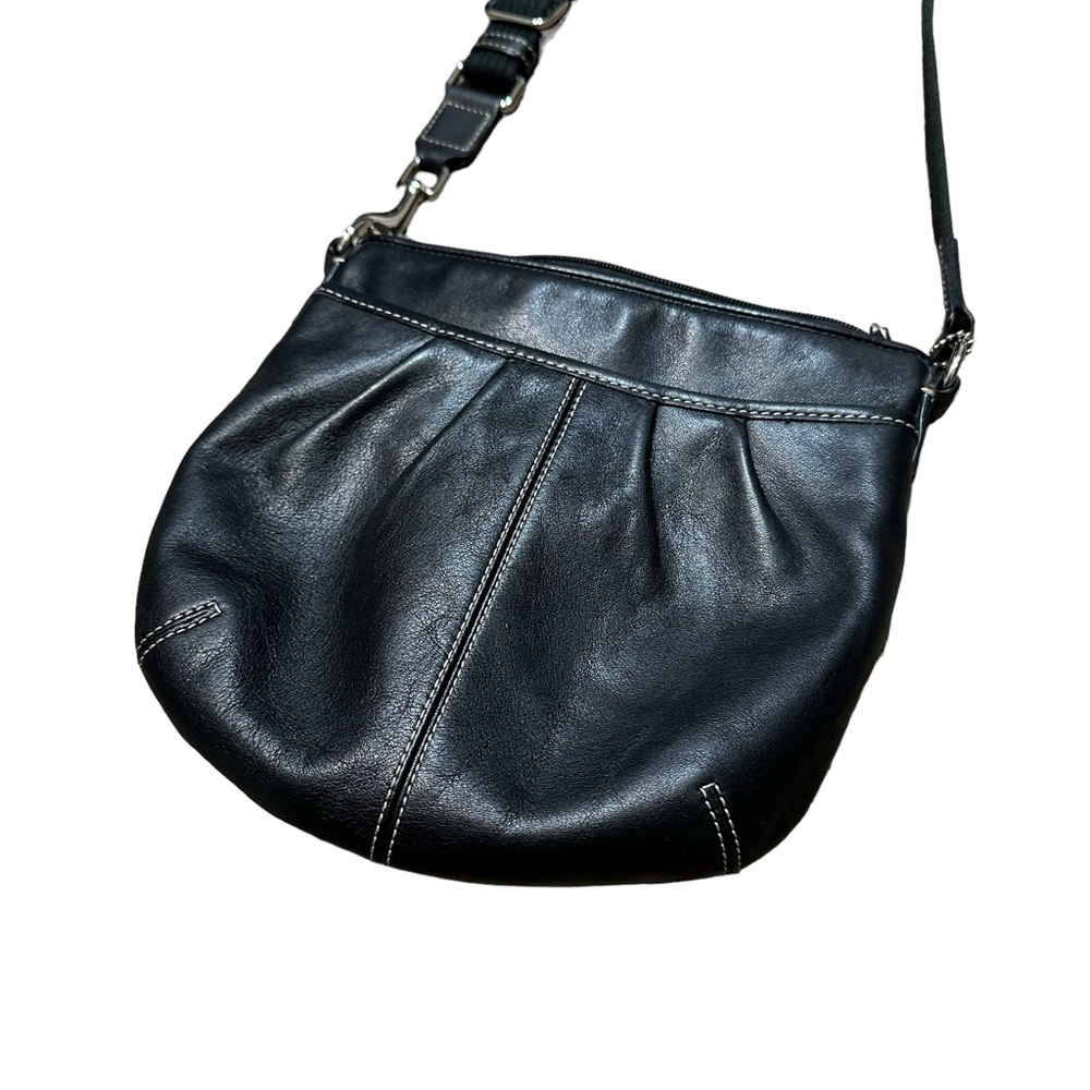 COACH | Black Leather SOHO Swing Pack Purse Crossbody Bag  B94